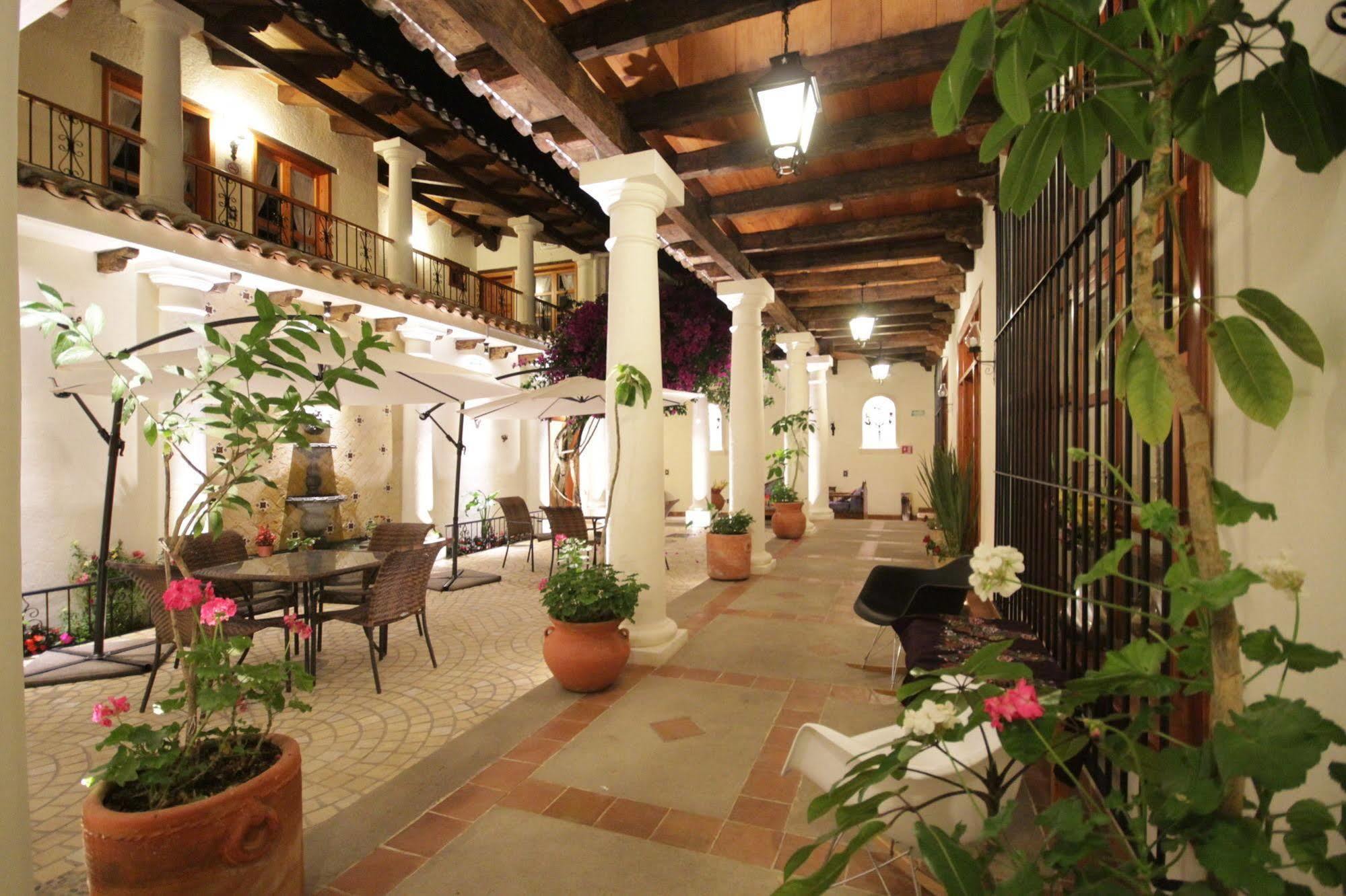 Hotel Provincia San Cristóbal de Las Casas Екстериор снимка